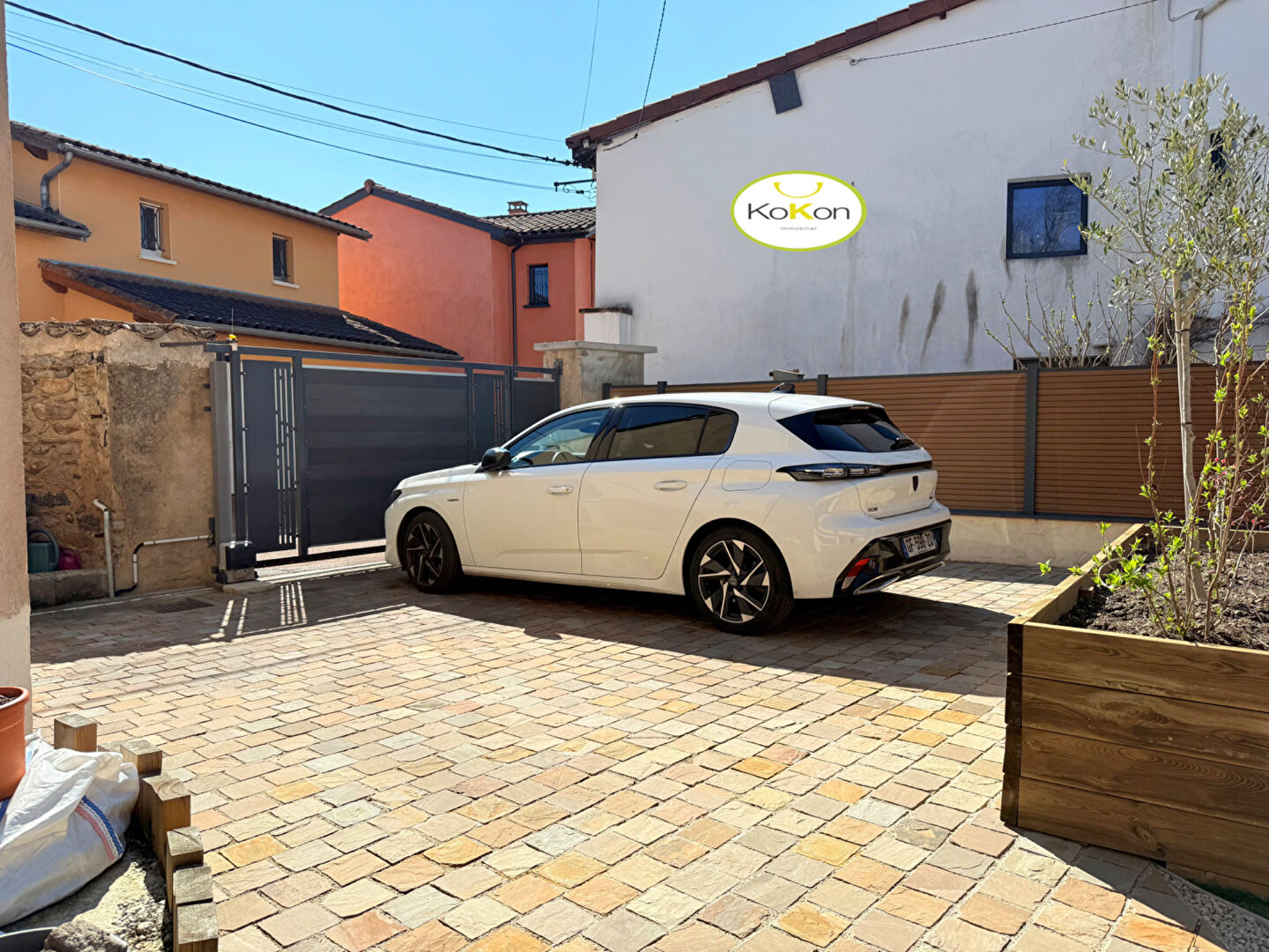 Maison de village de caract\u00e8re de 110m2 au grand calme 4\/18