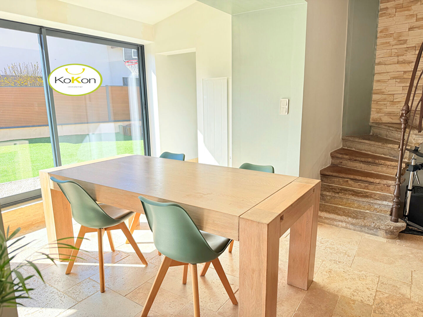 Maison de village de caract\u00e8re de 110m2 au grand calme 9\/18