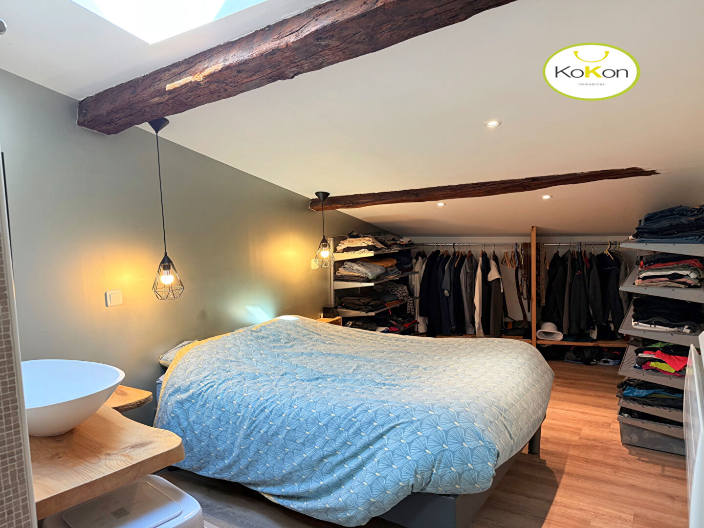 Maison de village de caract\u00e8re de 110m2 au grand calme 13\/18