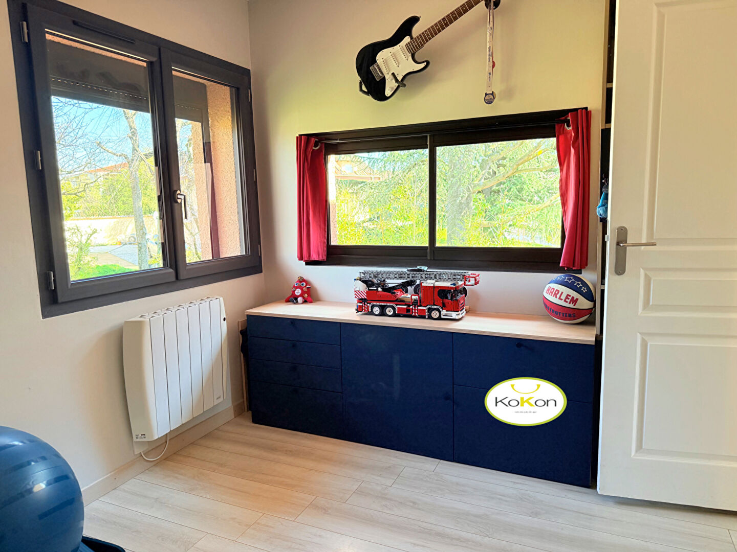 Maison de village de caract\u00e8re de 110m2 au grand calme 16\/18